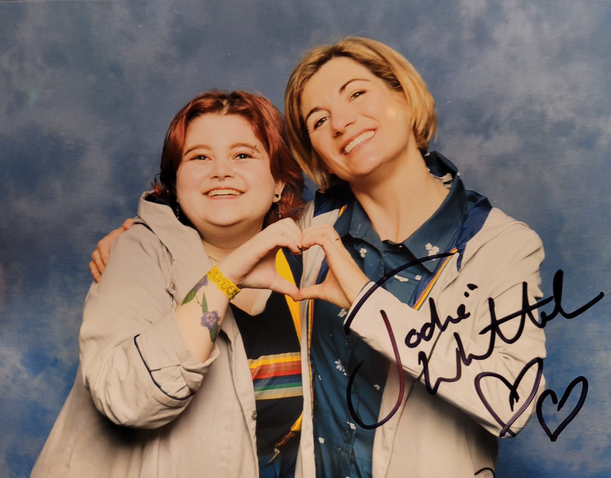 SCREAMING CRYING SHAKING