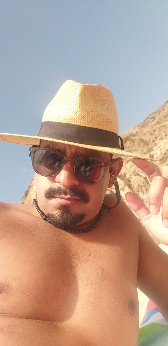 starlinf's tweet photo. A tomar sol.. https://t.co/2IWAgJQENK