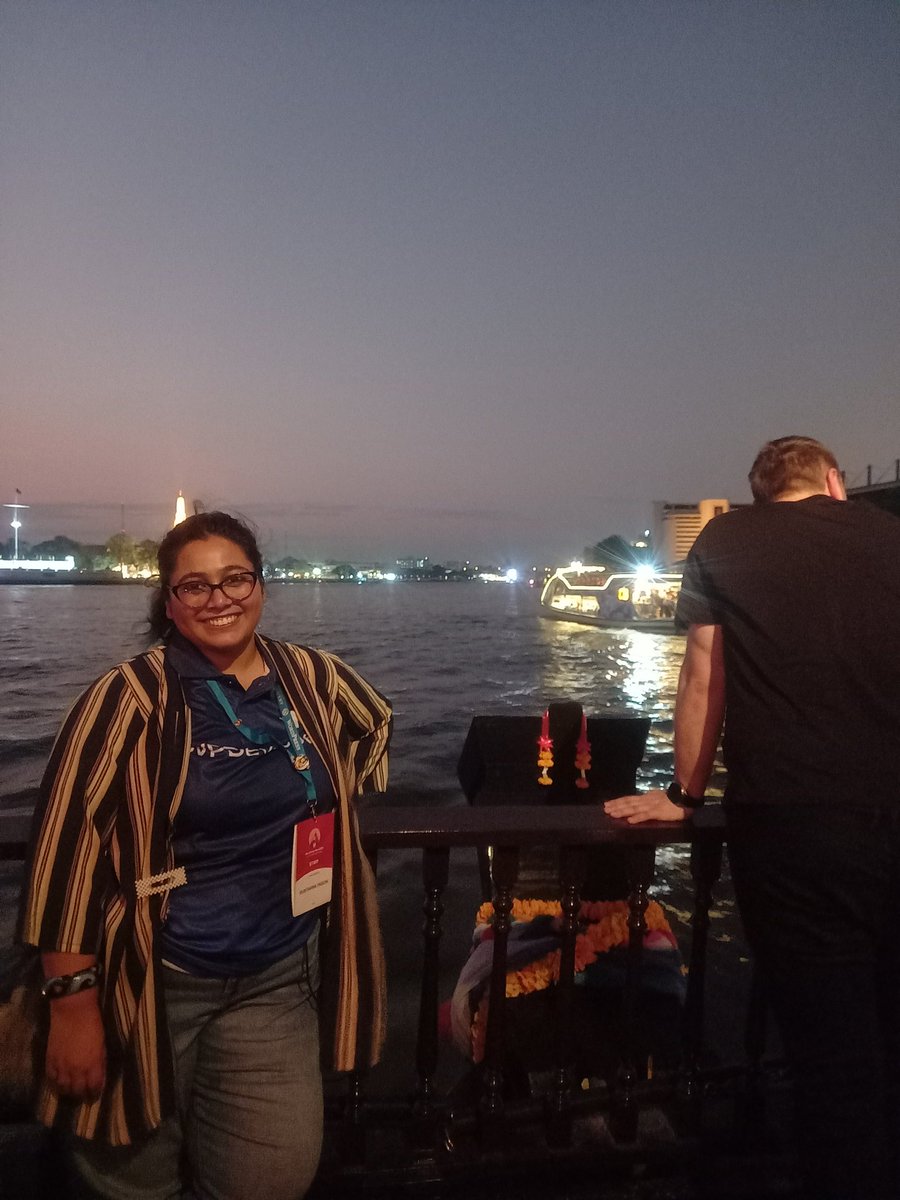 Faguni_Mumta's tweet photo. Thanks a lot to @Hostinger and specially @MarijaDominyka sweetheart for inviting me in such a surreal boat party after @WordCampAsia 🥰 https://t.co/h7zVctSDqy