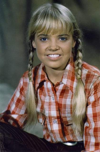 Happy Birthday to Kathy Coleman 
Born on February 18th, 1962
[Photo:  \"Land Of The Lost\"] 