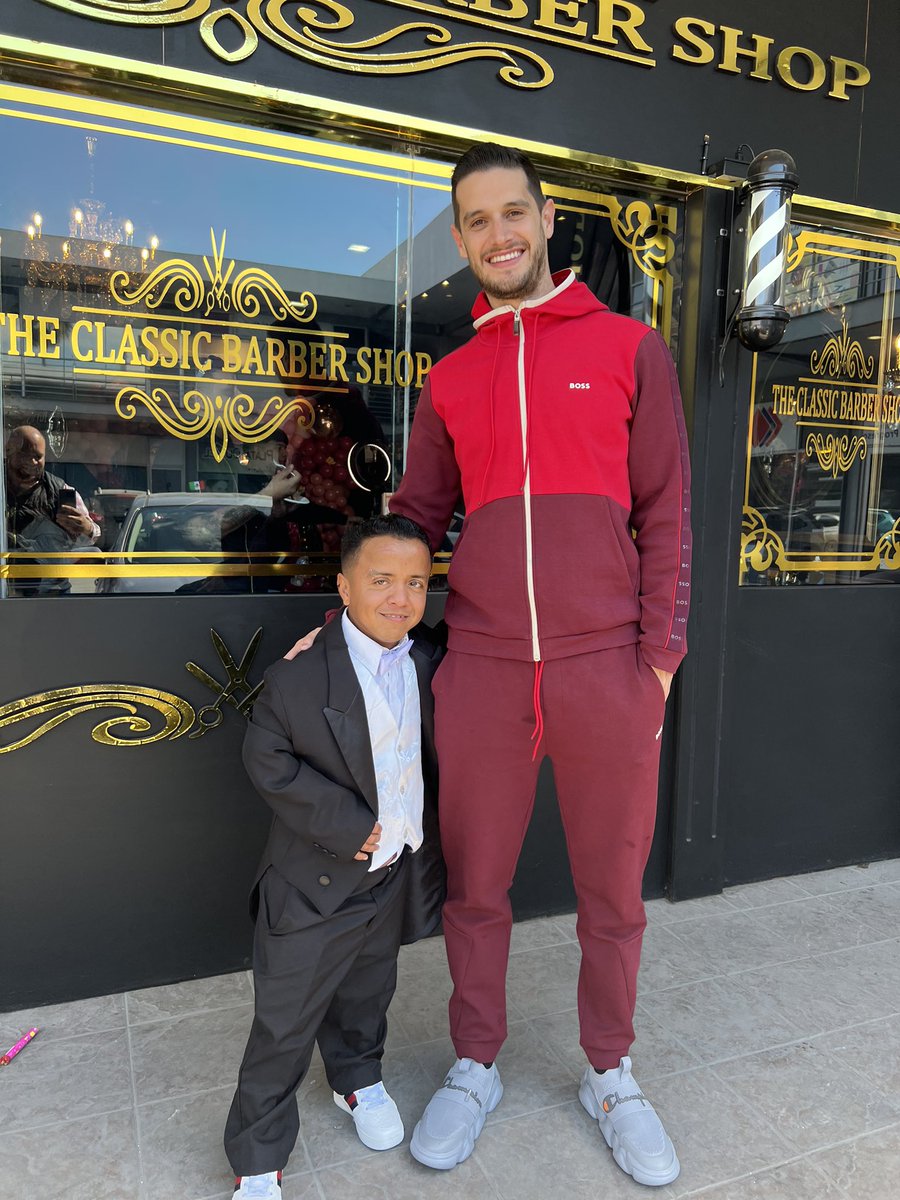 adrián marcelo tweet media