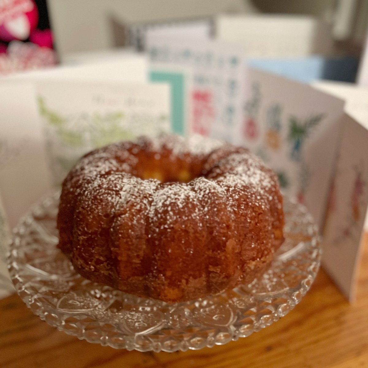 Can’t beat a <a href="/Nigella_Lawson/">Nigella Lawson</a> Easy Almond cake