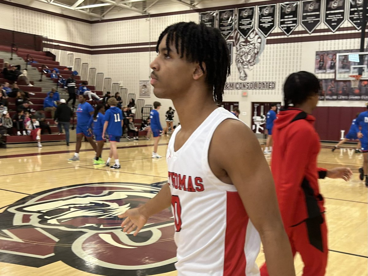 Here we come ... 

Calm, collected, ready to roll.

<a href="/STHCatholic/">St. Thomas High School</a> 
#ChampionsForLife #txhshoops