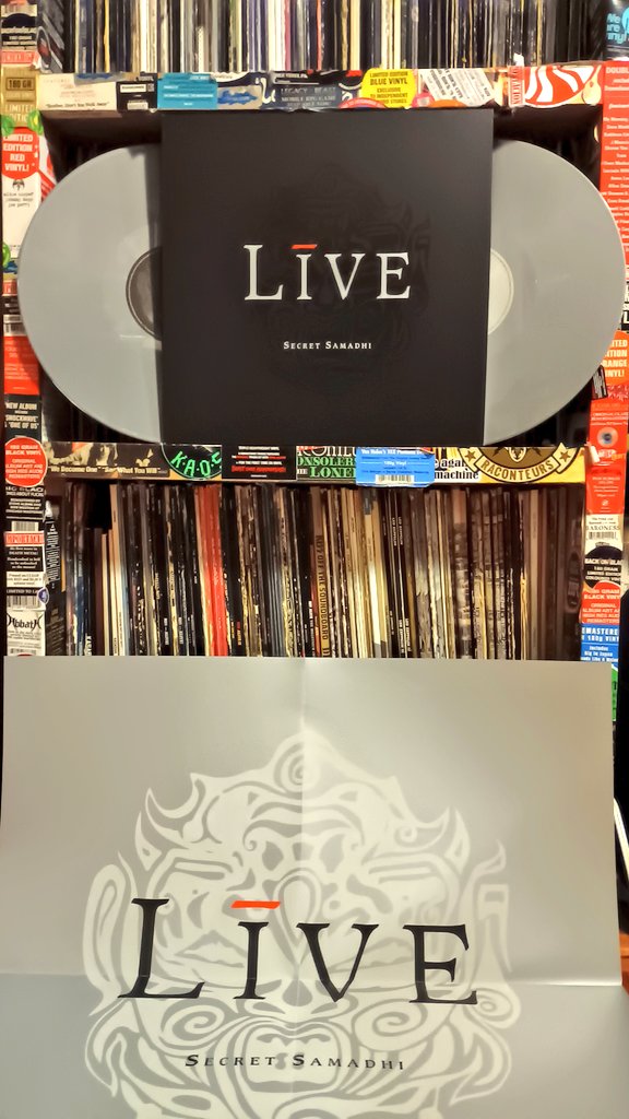 ZTNK71's tweet photo. LIVE
Secret Samadhi
18.feb.1997
@Freaks4Live
#livetheband #secretsamadhi https://t.co/VIpxQ3Muxy