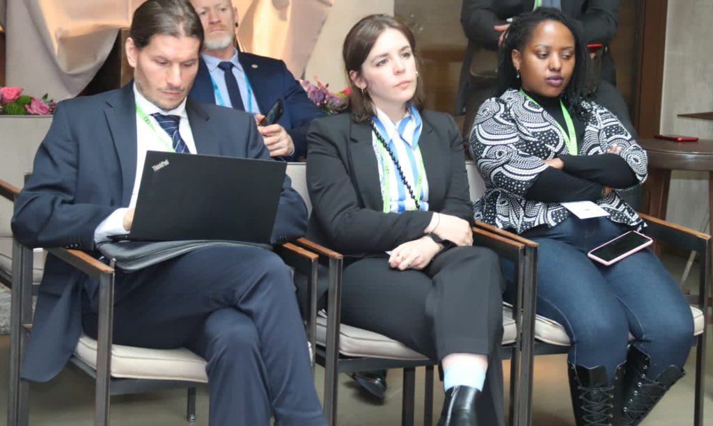 rdussey's tweet photo. Aujourd'hui au j ai mené avec Ingrid-Gabriela Hoven,D.G de la GIZ, et Franziska Brantner, secrétaire d'État au Ministère d’économie de l Allemagne une excellente table ronde sur la dimension sécuritaire des ressources naturelles en Afrique.@MunSecConf @giz_gmbh @fbrantner https://t.co/OslttiRbHy