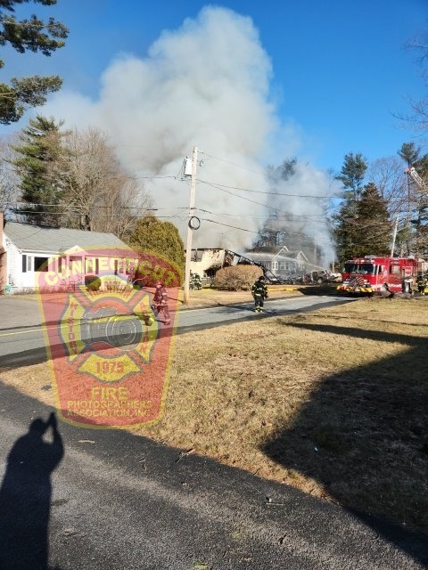 ctfirephoto's tweet photo. Happening Now! Massachusetts member Bob Myers (@105firephotos) is on the scene of this 4-alarm fire in Stoughton, MA. This is 1 of 2 fires in Stoughton at this time. #structurefire #fire #breakingnews https://t.co/deFo58opHd