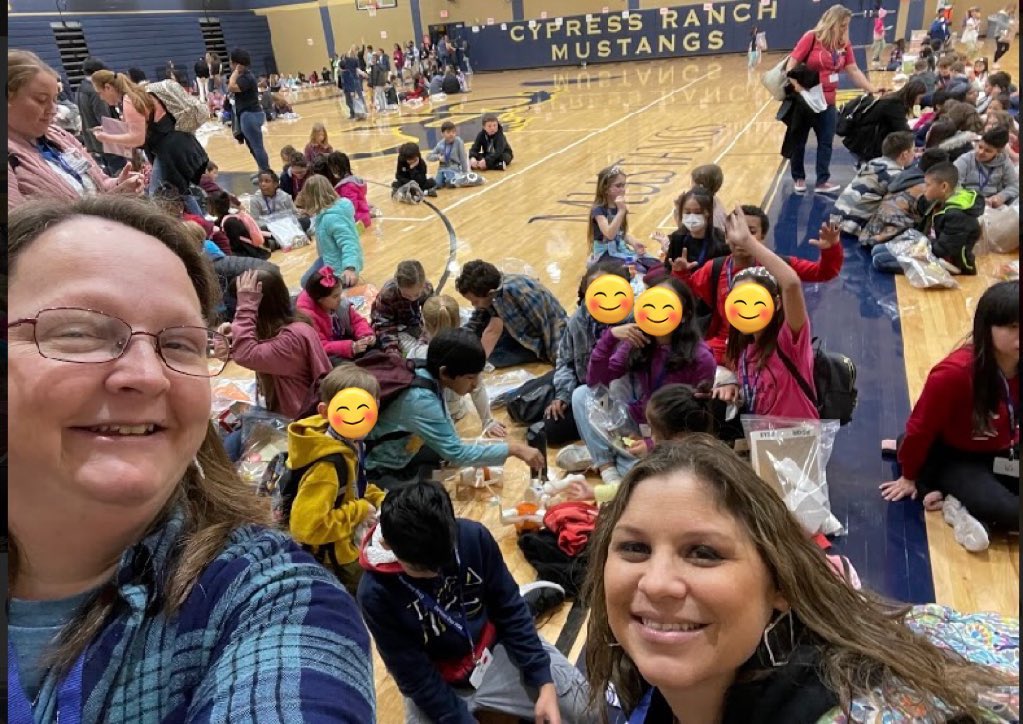 CFISD_Hancock's tweet photo. Some of our Hawks were caught soaring at @CyRanchHS for #DavinciDay2023! So much creativity!  Thank you Mrs. Windham and Ms. Johnston for attending with our Hawks! @FelderTamera @CarrieAnneEd @Counselorette16 @3rdSJohnston #CFISDspirit #CFISDDVD https://t.co/Pvtj1uXnai
