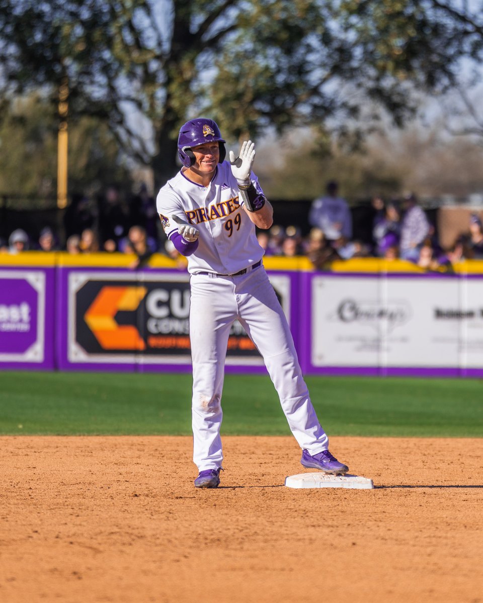 East Carolina Baseball on Twitter "Pirates on top 🤟"
