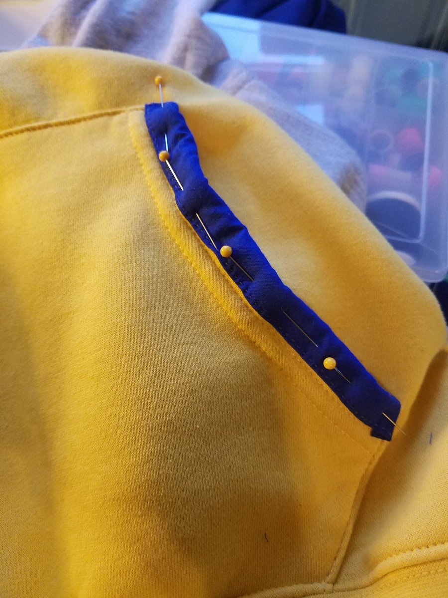 BananaFishLynx's tweet photo. Since Katsucon isn't really an option for me, I am spending the weekend working on cosplay. Leo's owl is a hybrid of @th3Engineer's creation and a little bit of free hand alterations. I couldn't figure out spoonflower sizing, so felt it is. Tomorrow will be the back of the hoodie https://t.co/aIrnYytkMn