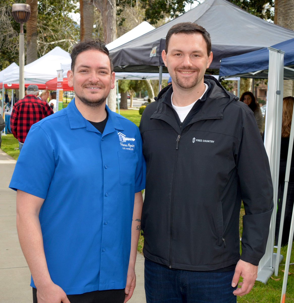VoteNickSchultz's tweet photo. It was great joining volunteers from #HomeAgainLA and many other non-profit organization partners at today’s community resource fair at George Izay Park in #Burbank!
Thank you to all of the wonderful volunteers who made this event possible. And thanks to everyone who came out!! https://t.co/Fa0OKcyl9o
