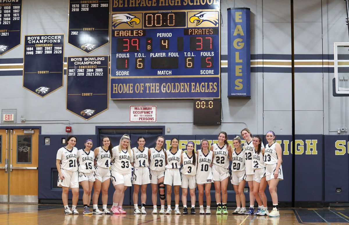 Varsity hoops with the win today over Mepham!!! 🇺🇸🦅🏀#wearebethpage