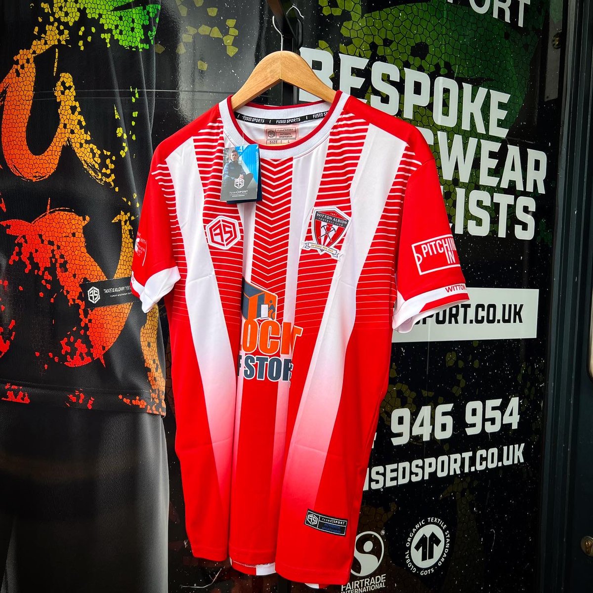 FusedSport's tweet image. Become a brand that everyone will feel proud to wear. #feelgood 
•
#createyouridentity #yourcolouryourway 
•
sales@fusedsport.co.uk
fusedsport.co.uk
linktr.ee/fusedsport 
•
#bespoke #sportswear #brand #club #partner #limitless #taylormade #yourcolouryourway #sport