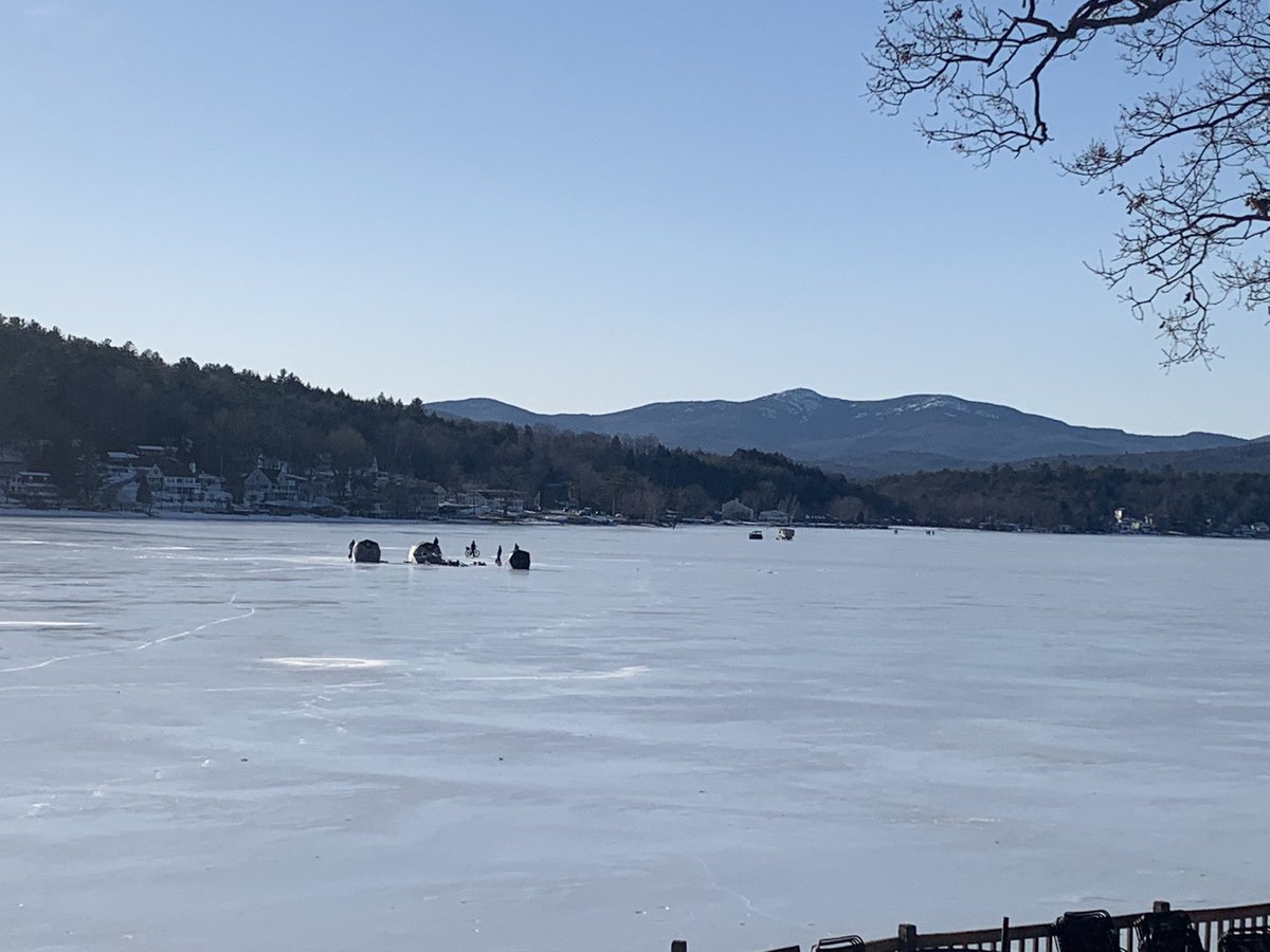 DanJaehnig's tweet image. Ice fishing on @Newfoundlake on this brisk day. #Mountainair