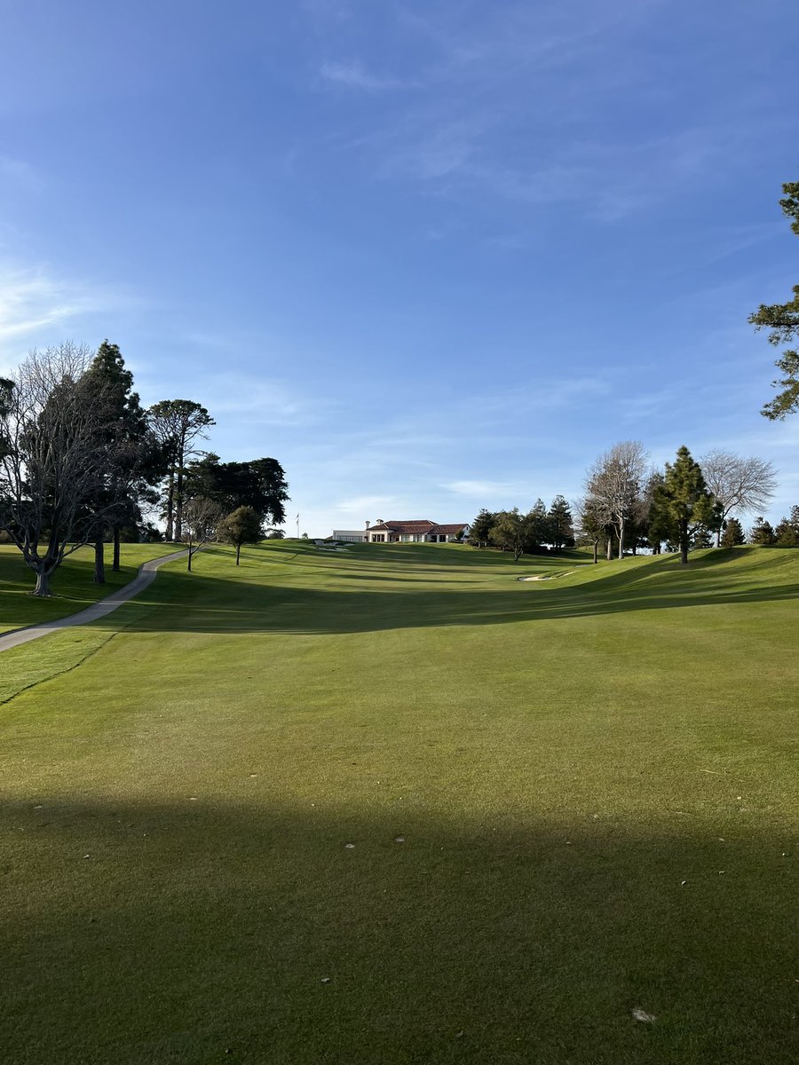 Evangraham8's tweet image. Great courses with great company! #LakeMerced #GreenHills #MackenzieWeekend