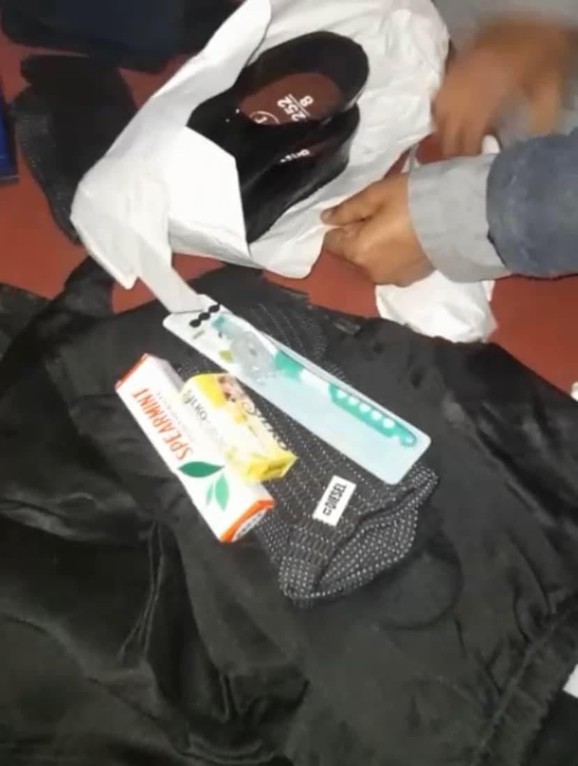 hrfcares's tweet photo. the effort to purchase the essential items for 400 men. 

Collaborating with a group to purchase the clothes is a great example of how collective efforts can make a significant impact on people’s lives. It’s essential to continue to support vulnerable communities, especially.. https://t.co/yrVdVv4Iow