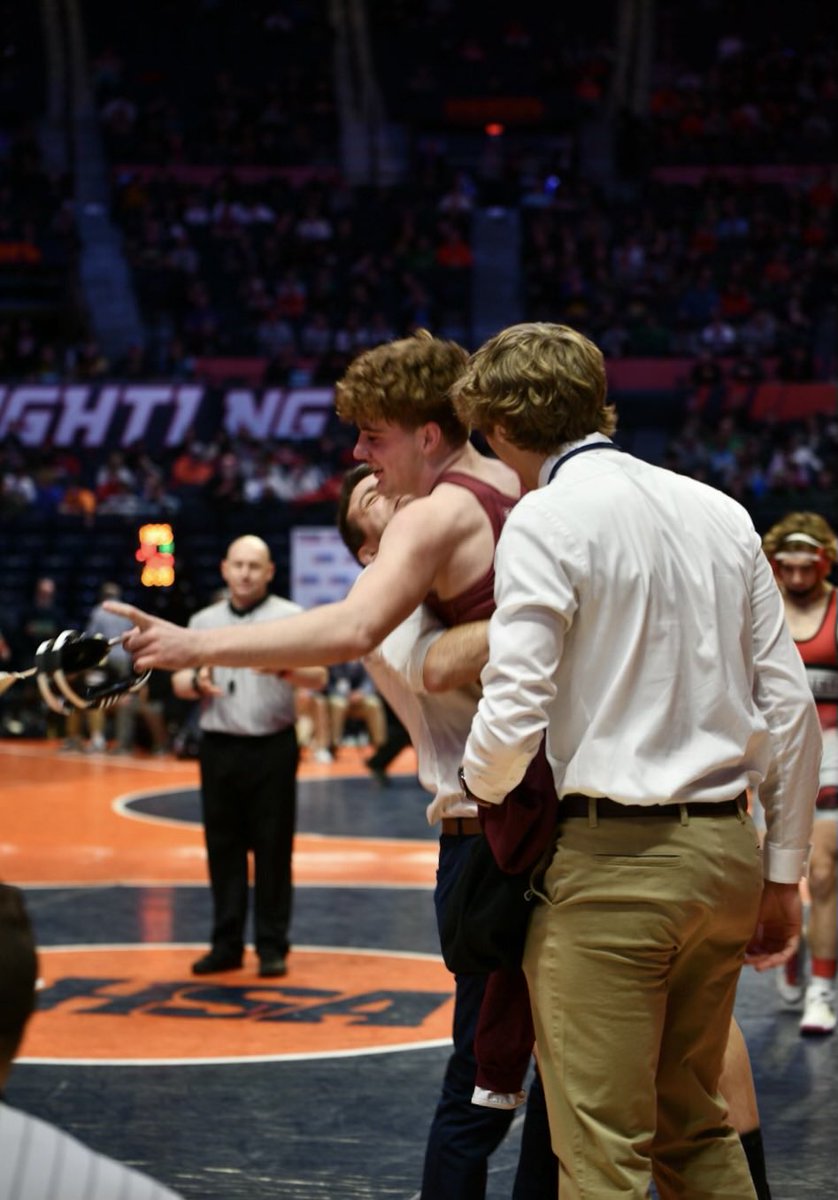 DunlapAthletics's tweet photo. It’s going to be a big night in Champaign! Nick Mueller wrestles for the first state wrestling title in school history! #RollEags https://t.co/3BcstZTxdt