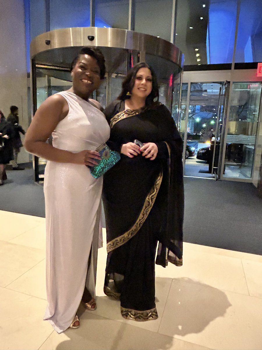 NotInMyColour tweet media