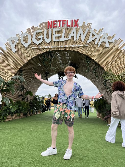We made it in! @netflix @obxnetflix https://t.co/gyNYiRwQMN https://t.co/JUQWhY2UMK