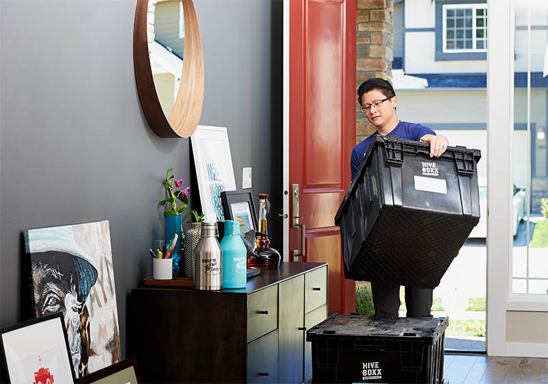 CallReginaB's tweet image. #Moving can be daunting if you don't prepare. This #movinghelp guide can make the process easier.  cpix.me/a/164019109