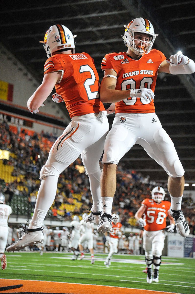 ZachHaber's tweet photo. ⚫️🟠🐅 After a great visit @IdahoStateFB and great to meet with @CoachJThomp! I am blessed to receive my first D1 offer (pwo) @CodyHawkins @FootballDurango @JB6303 @Hunterh24 #RoarBengalsRoar
#RoarTogether https://t.co/pR370A0QBU