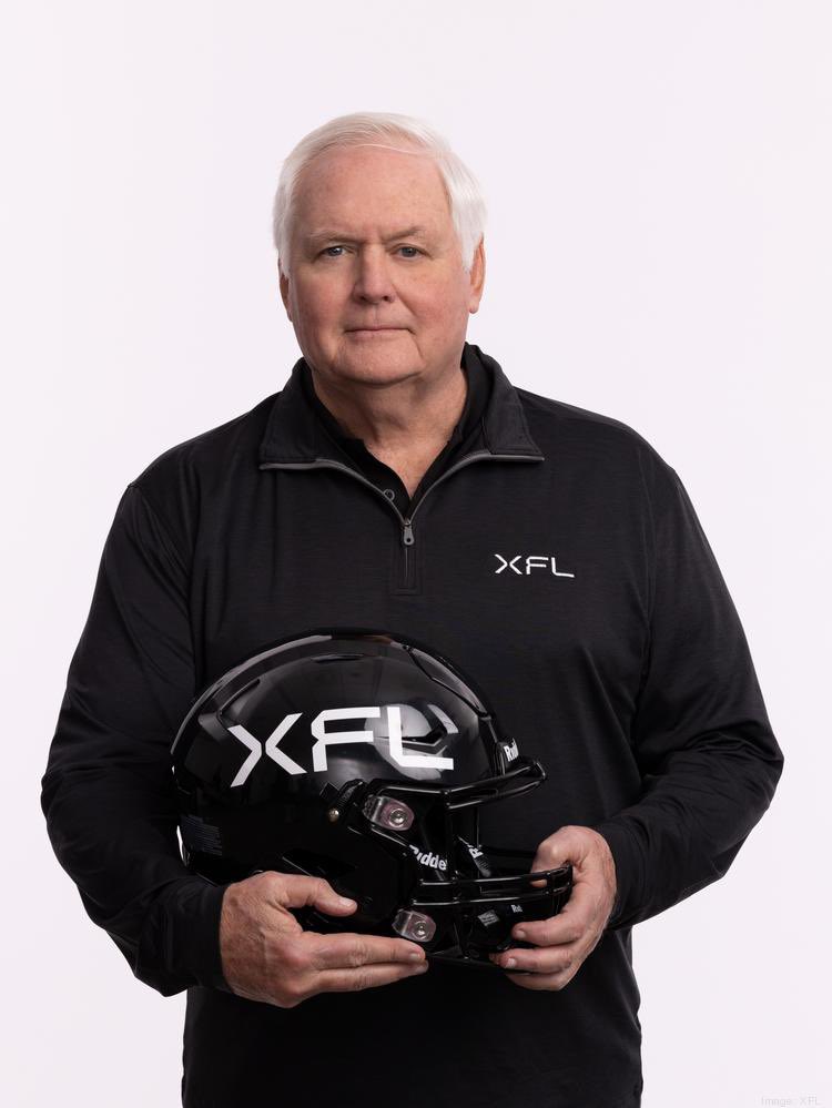 missyabluehou's tweet photo. Weβre ONLY #Oilers nostalgia but regard the Phillips family as Oiler royalty & wish HC Wade Phillips of @xflroughnecks good luck in his @xfl debut!
#houston #oilers #htown #houstontx #houstonoilers #sports #star #history #football #luvyablue #missyablue #texas #houstonblogger https://t.co/RDGLHsNDyF