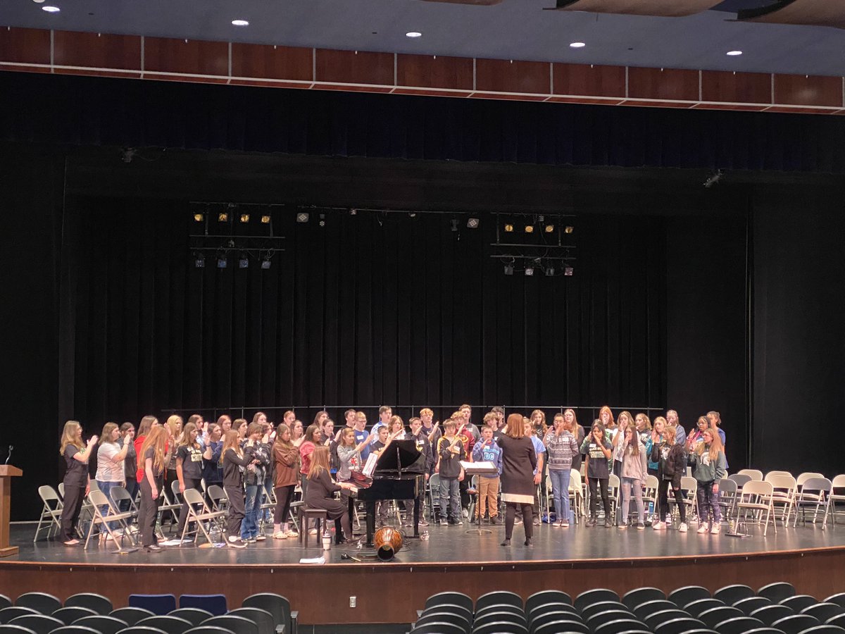 MogadoreBands's tweet photo. Congratulations to Ava, Colton, Everett, Rylee, Hannah, and Audrey for representing Mogadore at the OMEA District 6 Junior High Honors Band and Choir event today! Go Cats! https://t.co/Pfy62f4RJL