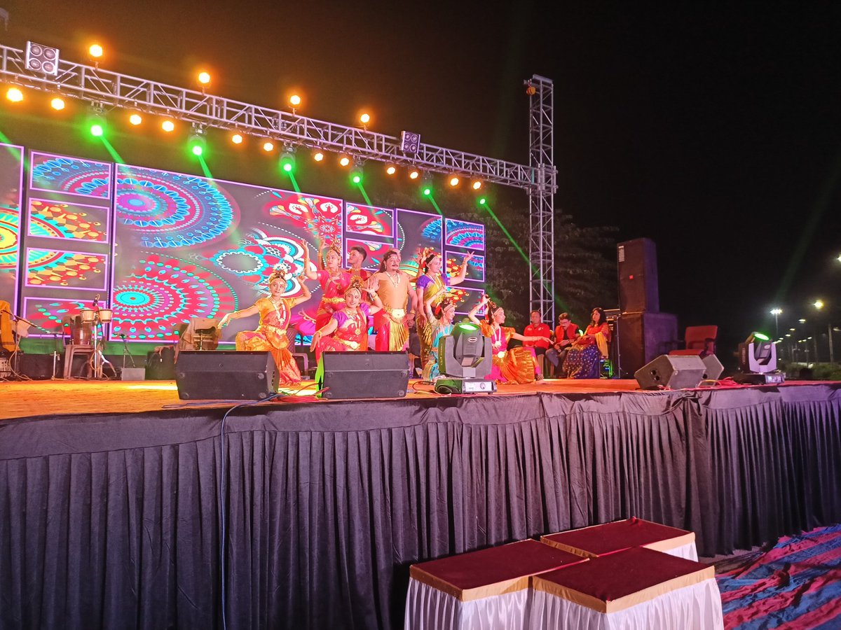 #Jagarane #NightOutAtTemple #Nanjangud #CulturalExtravaganza #DaughterOnStage #Dancing @ #Srikanteshwara #Nanjundeshwara #Sannidhi #FeelingBlessed 😇😇😇🙏🏻🙏🏻🙏🏻