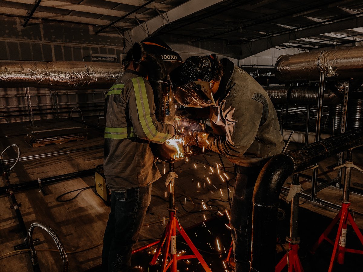 bergs1974's tweet photo. Hard at work making sparks fly! 💥

#bergenterprises #sierravista #hvac #hvacfamily #hvacinstallation  #hvaclife #welder #weldernation #hvaccrew #loveforthetrade #ductwork #heatingandcooling #heating #cooling #commercialproperty #commercialhvac #tradework https://t.co/fbews3Lb9G