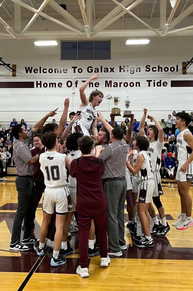 GW Basketball tweet media