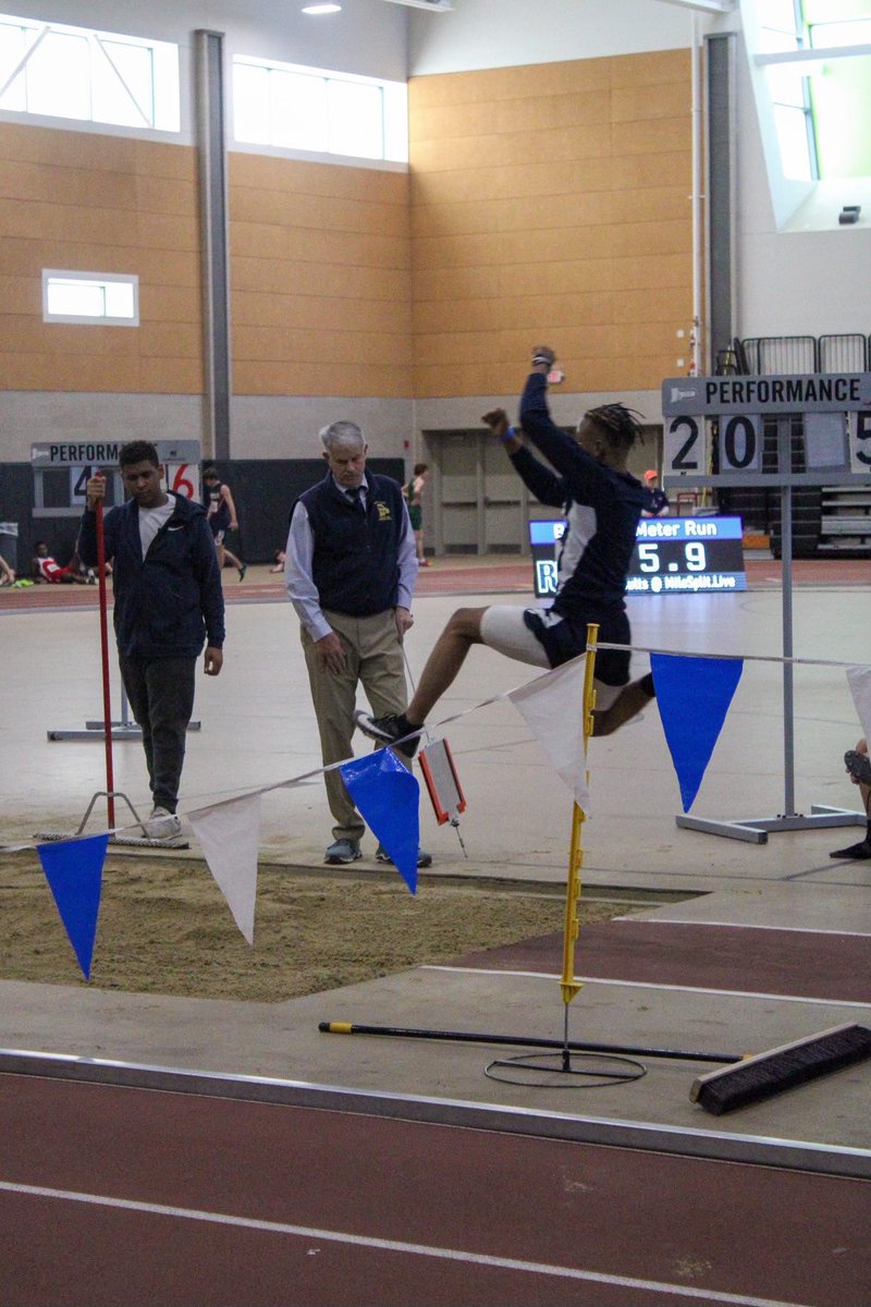 SheaHigh's tweet photo. Our Boys Track Team concluded their best season in several years today by competing in the RI State Championship meet. Congratulations on a tremendous season as we look forward to the outdoor season in the spring! @SheaArt @LBRamzi @CityofPawtucket https://t.co/zmqsVBELgn