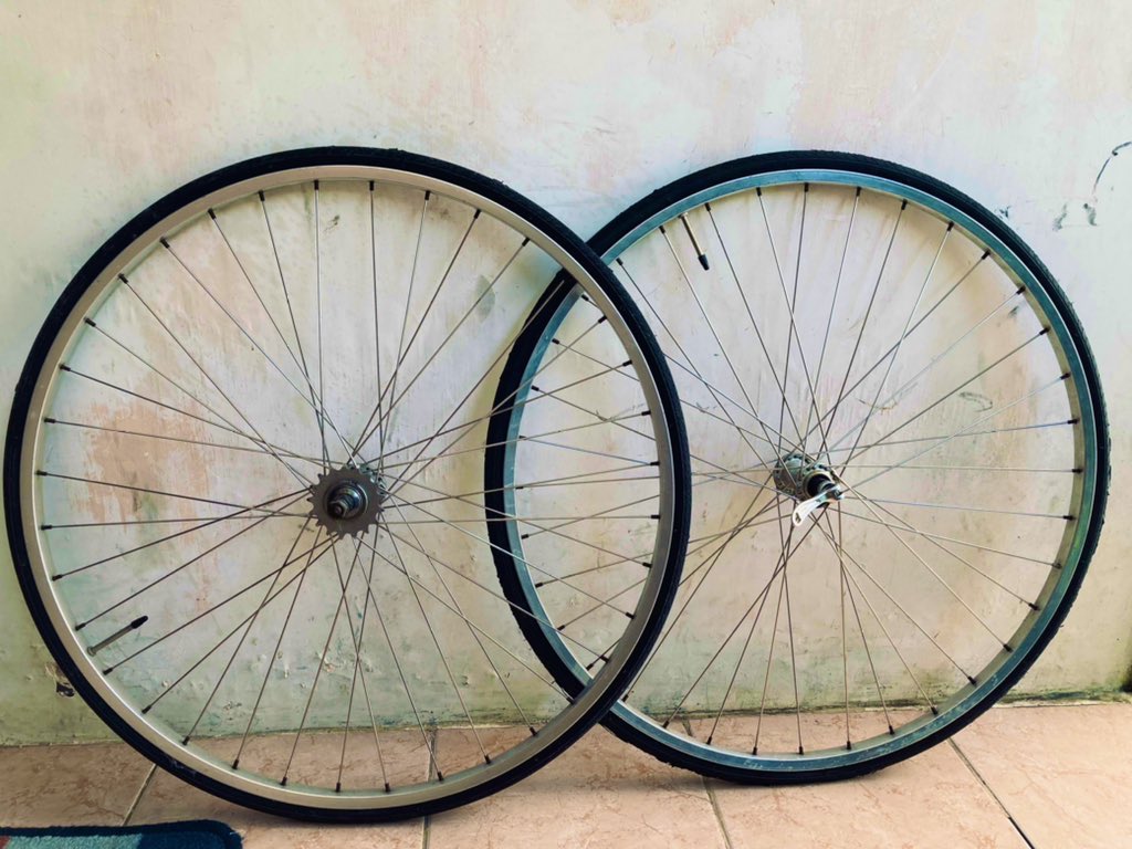 nichodani's tweet photo. Mungkin ada yang cocok, bisa dilihat-lihat dulu (please click ALT for image description, including prices) #fnfjb https://t.co/OxODYipmnv