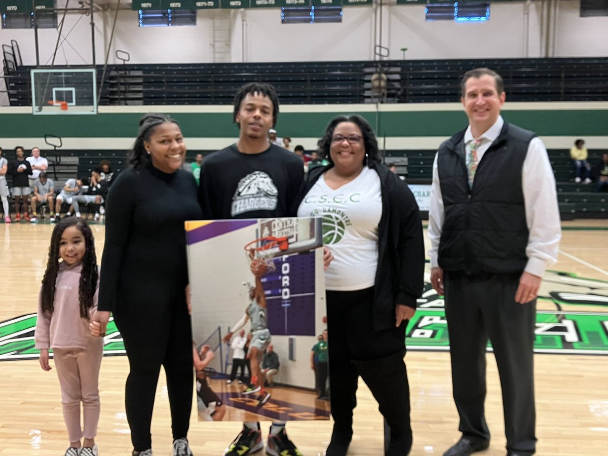 CStateMBasketball tweet media