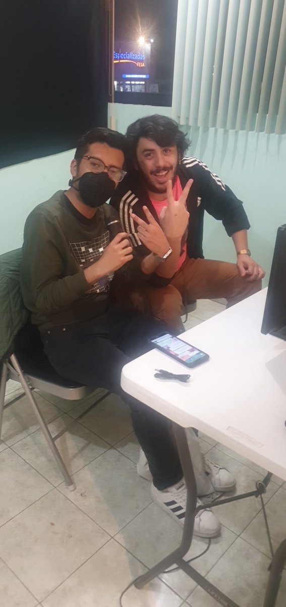 Ya estamos con WINNERS FINALS de #ElRyokan29 entre <a href="/Frutony/">Fruits</a> vs <a href="/SuperPerrro/">SuperDog</a>. KL y dile al mugi que lo extrañas en el casteo YA:

Twitch.tv/smashboxmx