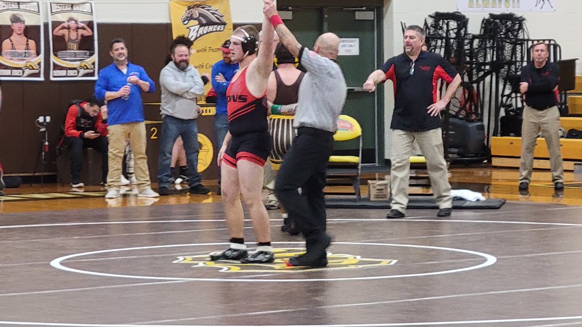 CONGRATS Eli Burkholder on his 3rd place finish at the SBAAC League Meet!