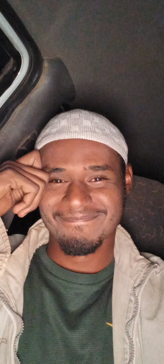 ibn_haloola's tweet photo. this ones will appear for more than 7m. cuz i made my bro car a bureau. and now am radiating
راقد للقيمة I'm. https://t.co/rCtqIDhqgj