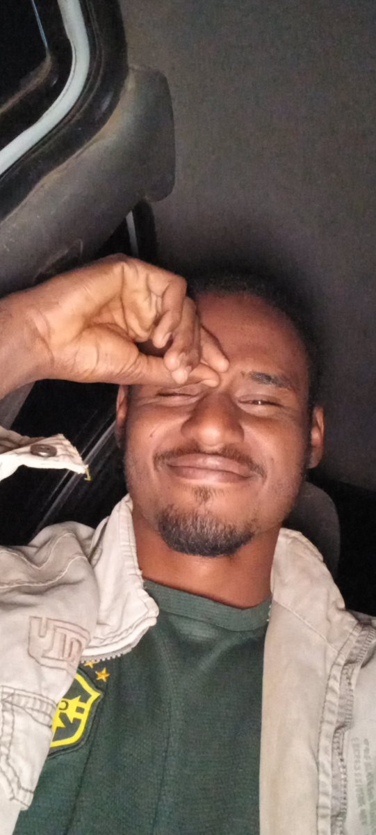 ibn_haloola's tweet photo. this ones will appear for more than 7m. cuz i made my bro car a bureau. and now am radiating
راقد للقيمة I'm. https://t.co/rCtqIDhqgj