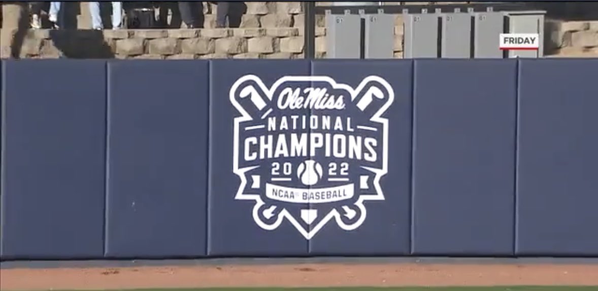 EverythingRebs's tweet photo. I could get used to seeing this on our outfield wall https://t.co/Iwvfyne95i