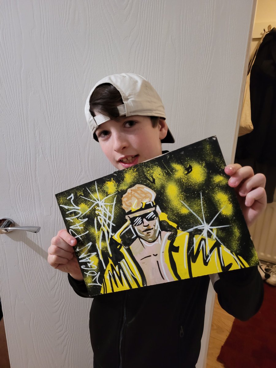 TeamVenomMedia's tweet photo. @LoganPaul I can't imagine you'd see this but I wanted to share what my Son, Reuben, did at school. He's
incredibly proud of it and wanted you to see it too https://t.co/DZqpyjP6gv