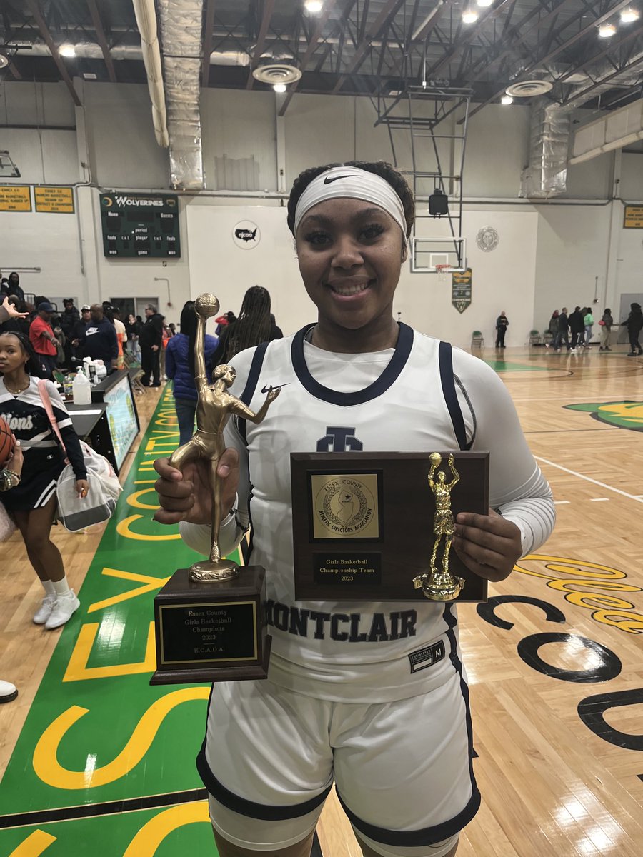 Steven Tober (@chattermeister) on Twitter photo <a href="/TyonnaBailey24/">Tyonna Bailey</a> leads <a href="/icm_gbb/">ICHSGBB - Montclair</a> past University with 26 points in 60-54 Lions win for 2nd ECT title in a row <a href="/JBernsteinHS/">Jason Bernstein</a> <a href="/bcarrnjsports1/">Brian Carr-North Jersey HS “Football Show"</a> <a href="/NANNPHOTO51/">NANNPHOTO</a> <a href="/parachini_jr/">JR Parachini</a> <a href="/NJLadiesHoops/">NJ Ladies Hoops</a> Story later at sidelinechatter.com <a href="/TyonnaBailey24/">Tyonna Bailey</a> leads <a href="/icm_gbb/">ICHSGBB - Montclair</a> past University with 26 points in 60-54 Lions win for 2nd ECT title in a row <a href="/JBernsteinHS/">Jason Bernstein</a> <a href="/bcarrnjsports1/">Brian Carr-North Jersey HS “Football Show"</a> <a href="/NANNPHOTO51/">NANNPHOTO</a> <a href="/parachini_jr/">JR Parachini</a> <a href="/NJLadiesHoops/">NJ Ladies Hoops</a> Story later at sidelinechatter.com
