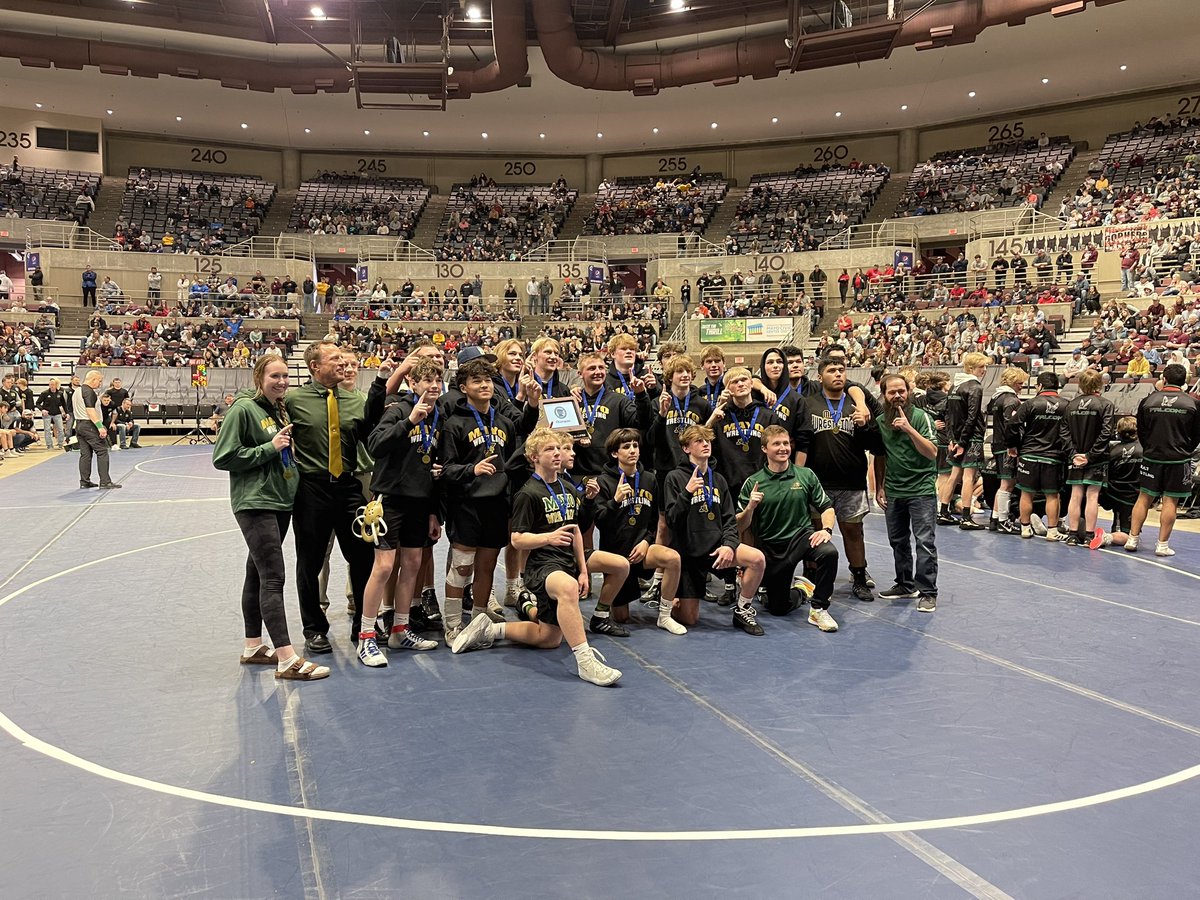 sabdallah34's tweet photo. Congrats to Mayo HS wrestling for winning sections! Enjoyed covering the team with @christoffer_dan 🏆 https://t.co/4Beh6v7Xjo