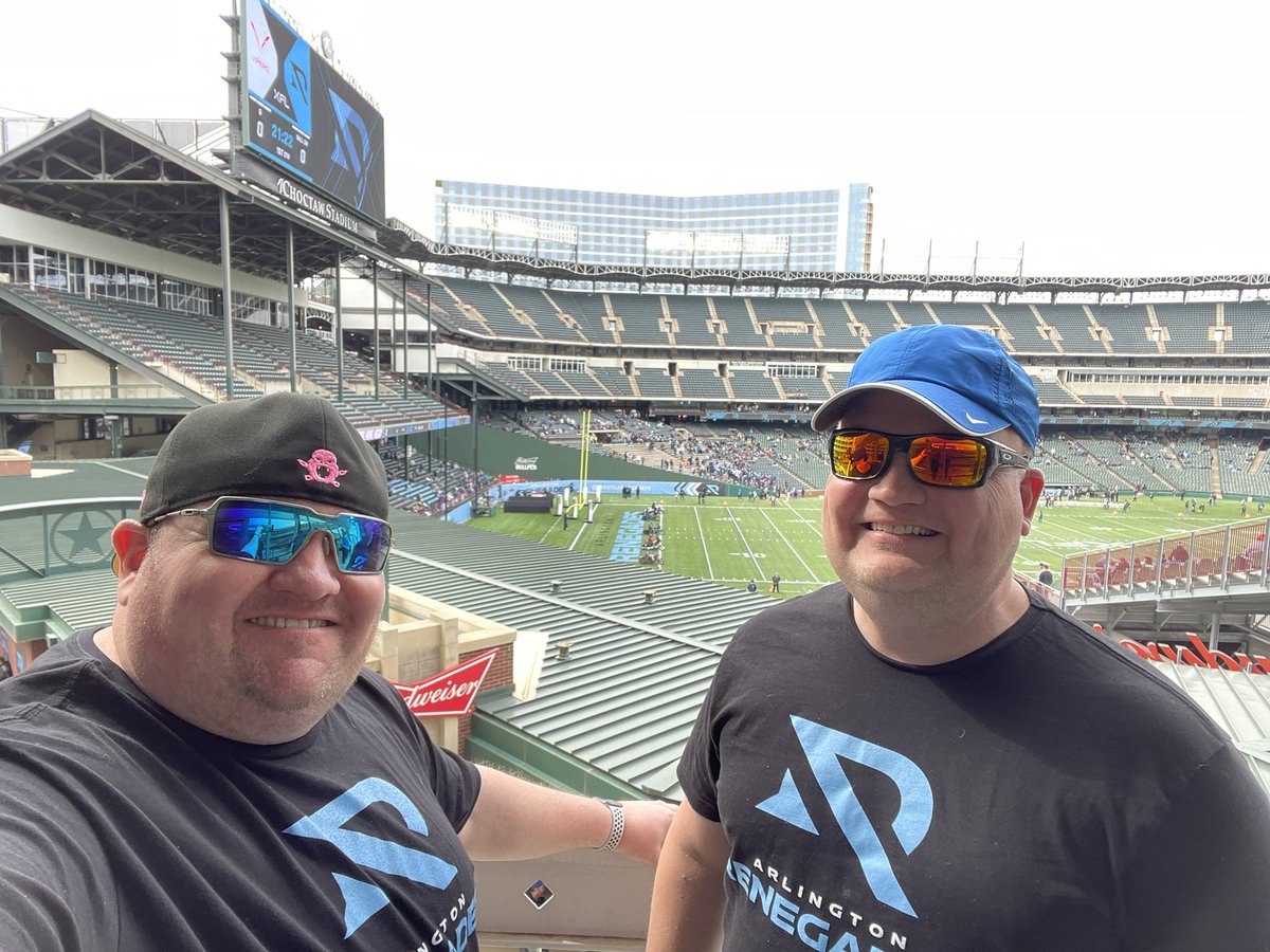 iRuss's tweet photo. First game! Let���s goooo! @XFLRenegades @XFL2023 #XFL2023 https://t.co/ijuqfzaeVW
