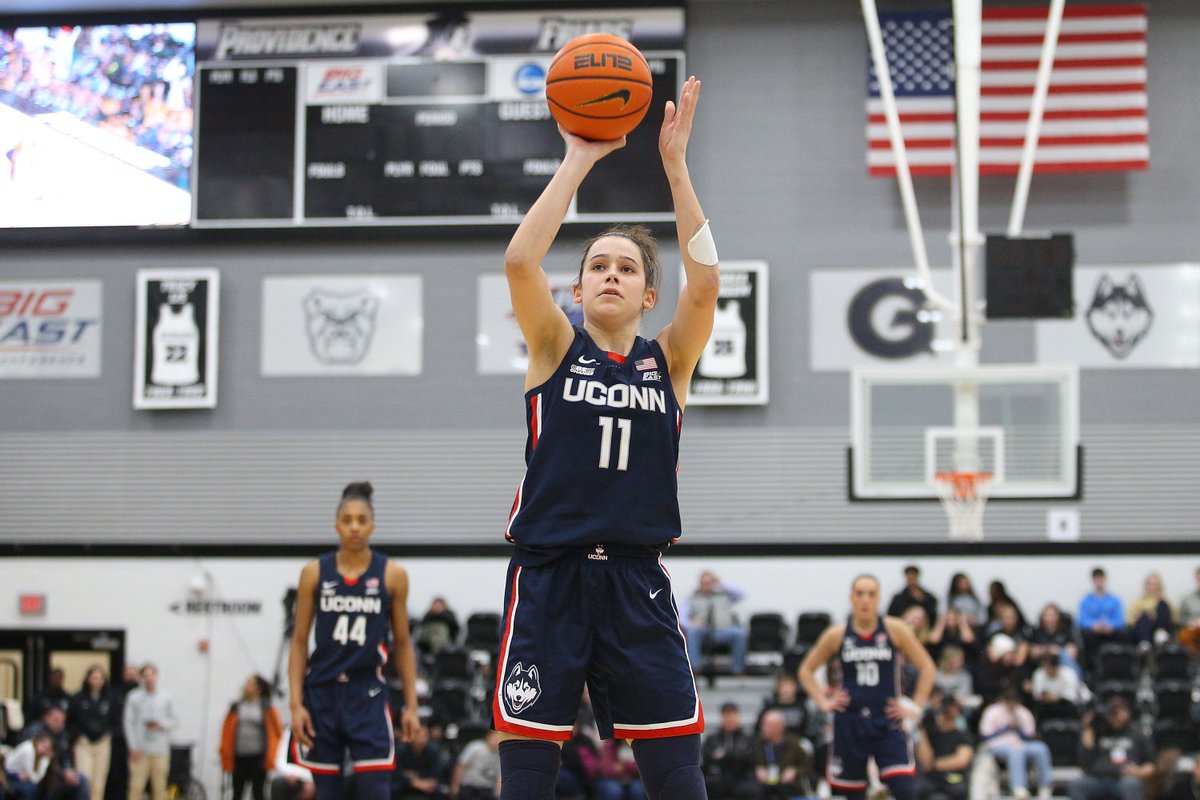 Daniel Connolly on Twitter "UConn women’s basketball grinded out a big