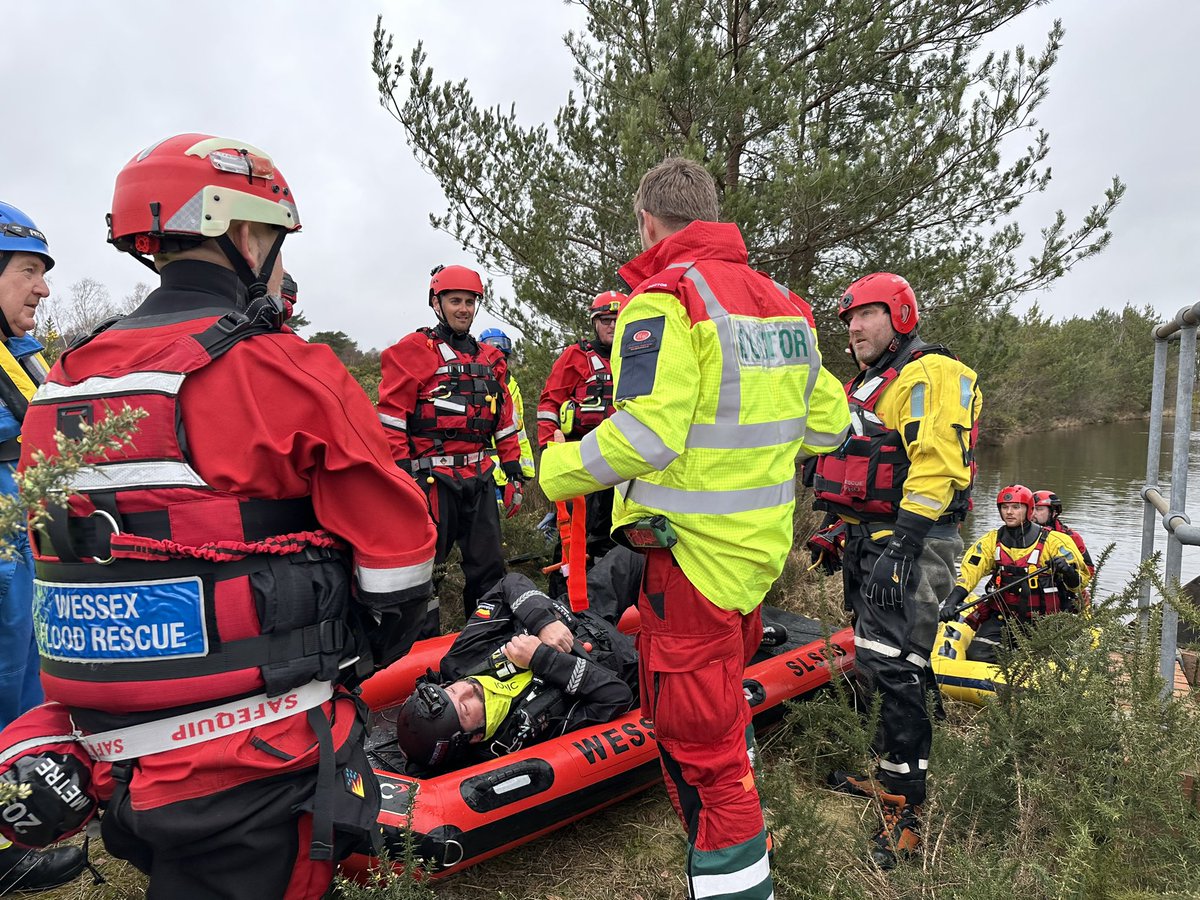 Today we attended a major incident exercise involving a no of different scenarios alongside <a href="/swasFT/">South Western Ambulance Service</a> <a href="/DWFireRescue/">Dorset & Wiltshire Fire and Rescue Service</a> <a href="/W4x4Response/">Wessex 4x4 Response</a> <a href="/WessexRescue/">Wessex Rescue</a> <a href="/dorsetpolice/">Dorset Police</a> <a href="/MCA_media/">Maritime and Coastguard Agency</a> &amp; others! Great day for multi-agency teamwork and learning alongside a whole host of Dorset-based volunteers.