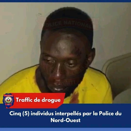 bonzanmiinfo's tweet photo. 👉🏽Robenson JOSEPH 39 lane

👉🏽Franky PIERRE 32 lane

👉🏽Manifs LOUIS 30 lane

👉🏽Judenel LOUIS 30 lane

👉🏽 Romain FILIDOR 25 lane

Se non 5 moun ki nan men #PNH la pou koze dwòg nan Chansolme Komin depatman Nòdwès. https://t.co/Ui1TyRhlVm