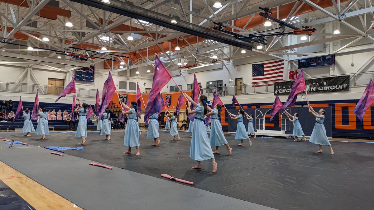 LHS_Marching's tweet photo. Congratulations to all our winter ensembles on great shows at the LHS Percussion Home Show! 🧡💙 @LCSDOfficial @LCSDFineArts @BrettRWoodcock @MrLawrence_LCSD https://t.co/BpSRIVlKS3