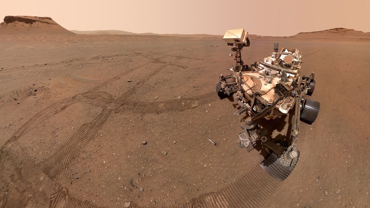 SpaceflightNow's tweet photo. NASA's Perseverance rover landed on Mars two years ago today.

The plutonium-powered robot has driven 9.3 miles (15 km), taken more than 166,000 images, deployed the first helicopter on another world, and collected samples for eventual return to Earth.

https://t.co/1K5mApvUGF https://t.co/h8TPfkyTt2
