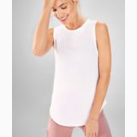 nellecat29's tweet photo. So good I had to share! Check out all the items I'm loving on @Poshmarkapp #poshmark #fashion #style #shopmycloset #fabletics #dots: https://t.co/QLWImX0dGH https://t.co/eGMMGQJ1NO