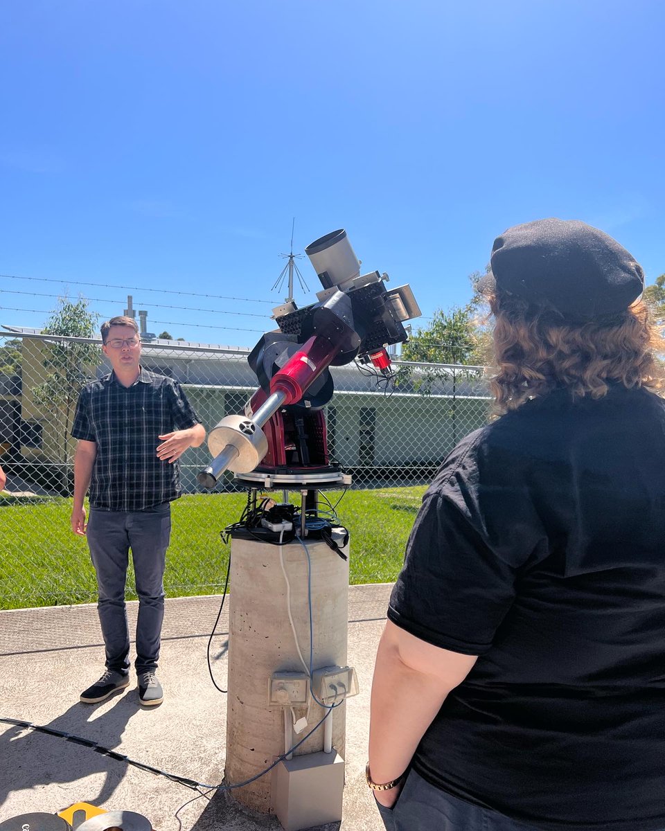 Huntsman Telescope tweet media