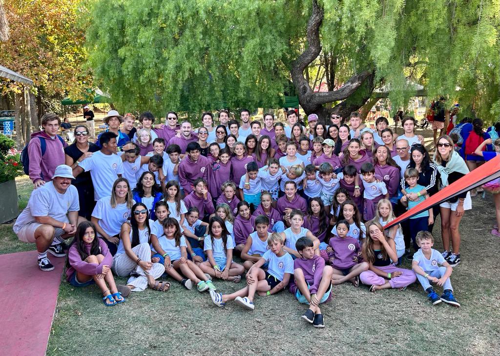 CLTCoficial's tweet photo. Nuestro plantel de natación en el Campeonato Nacional de Piscinas abiertas. 💪🏼😊 https://t.co/PpBYWCK1Cu