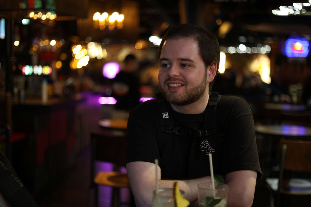 P_rise_'s tweet image. Le photographe Smash préféré de votre photographe Smash préféré

(Oui je tease totalement mon album du #ROS3 🥊👀)